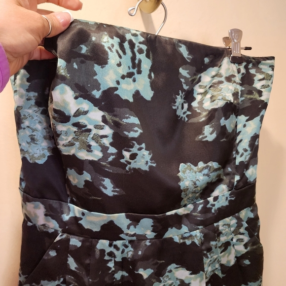 Banana Republic Black and Green Satin Short  Strapples.Dress with Pockets 8 - Picture 5 of 12